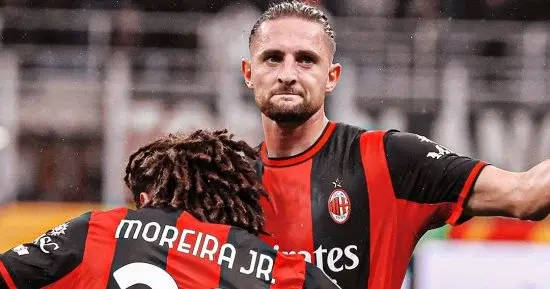 ميلان يقلب الطاولة على أتالانتا ويقفز للمركز الرابع بالدوري الإيطالي