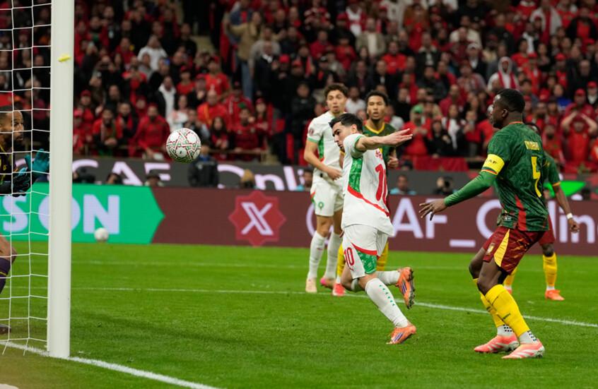 المغرب يفك عقدته أمام الكاميرون ويبلغ نصف نهائي كأس إفريقيا
