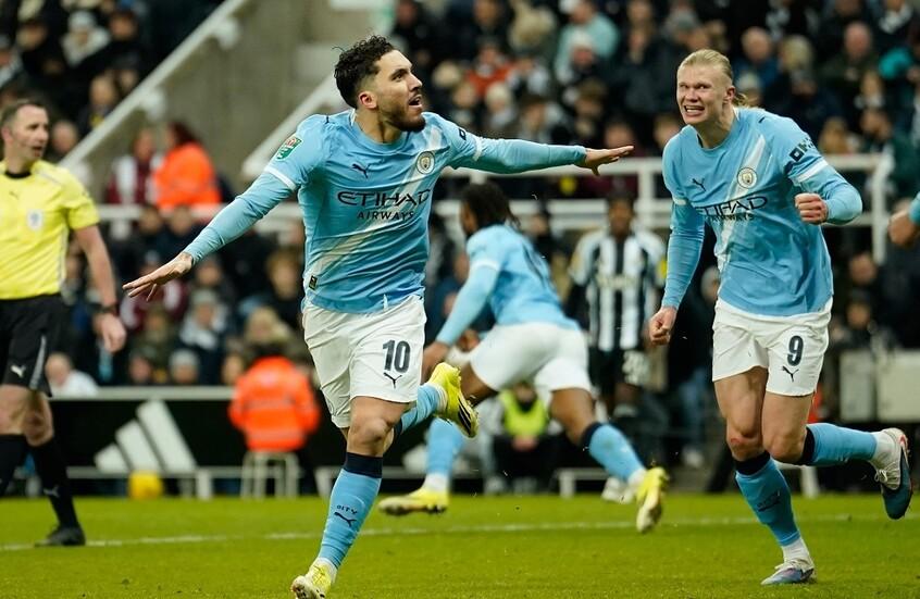 مانشستر سيتي يقترب من نهائي كأس الرابطة