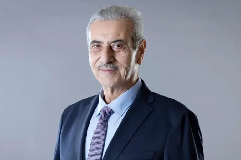علي شعث يستعرض أولويات خطة إعادة إعمار غزة خلال الأشهر الستة الأولى