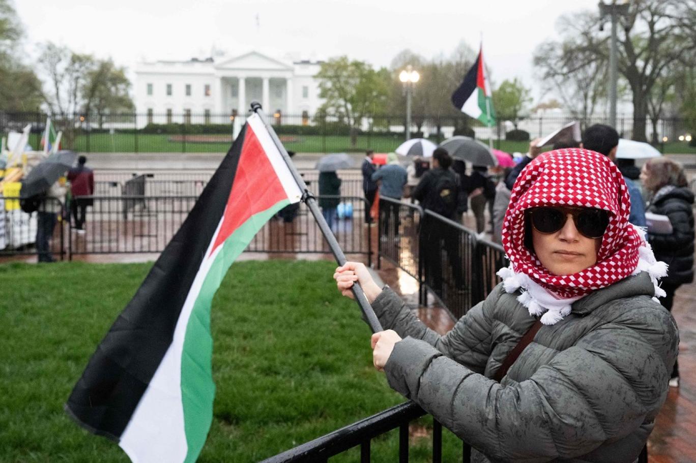 واشنطن تستقبل نتنياهو في هتافات مجرم حرب