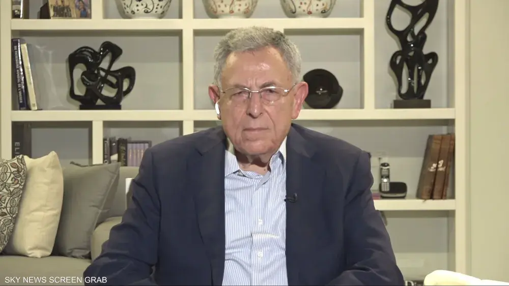 السنيورة: تهور حزب الله يُدخل لبنان في حرب إقليمية