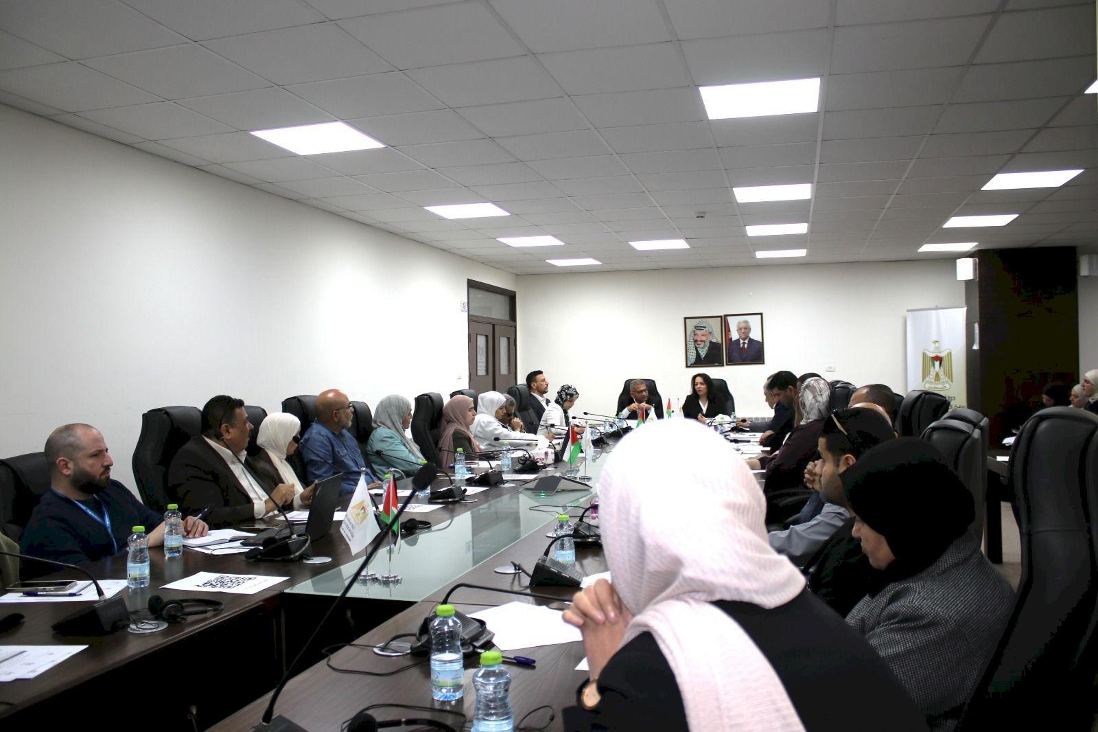 جلسة حوارية وطنية تنظّمها “التنمية” و"الإحصاء" حول الإعاقة في فلسطين