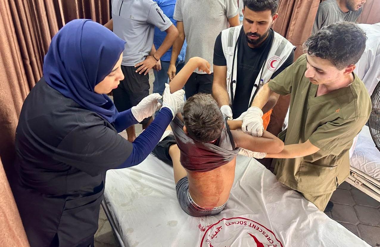9 إصابات جراء استهداف الاحتلال مجموعة مواطنين في خانيونس