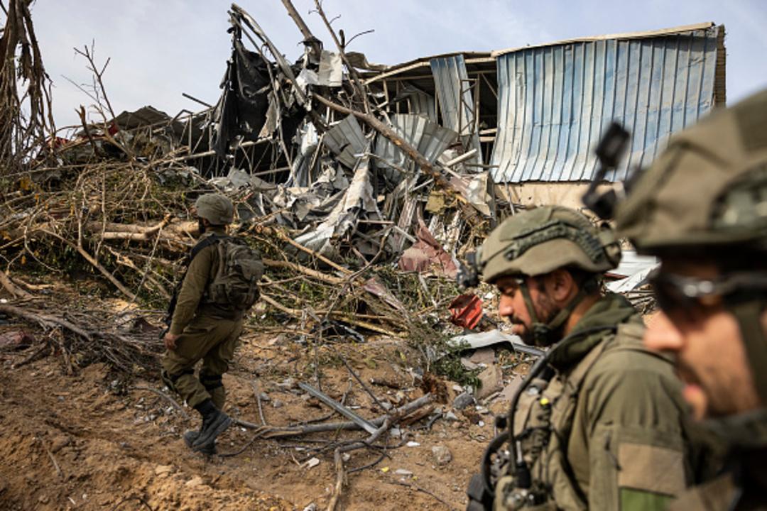 جنود الاحتلال يعترفون بارتكابهم فظائع في غزة