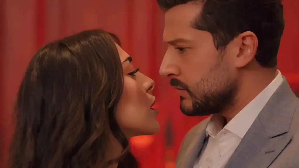 مسلسل حب ع ورق.. ملفات وتصاعد التوتر بين جولي ولين وأوس