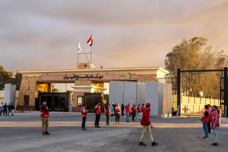 السفارة الفلسطينية في القاهرة توضح آلية العودة إلى قطاع غزة