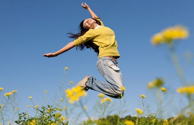 دراسة طبية: انتظر حتى تبلغ هذا "العمر" وستأتيك "السعادة"