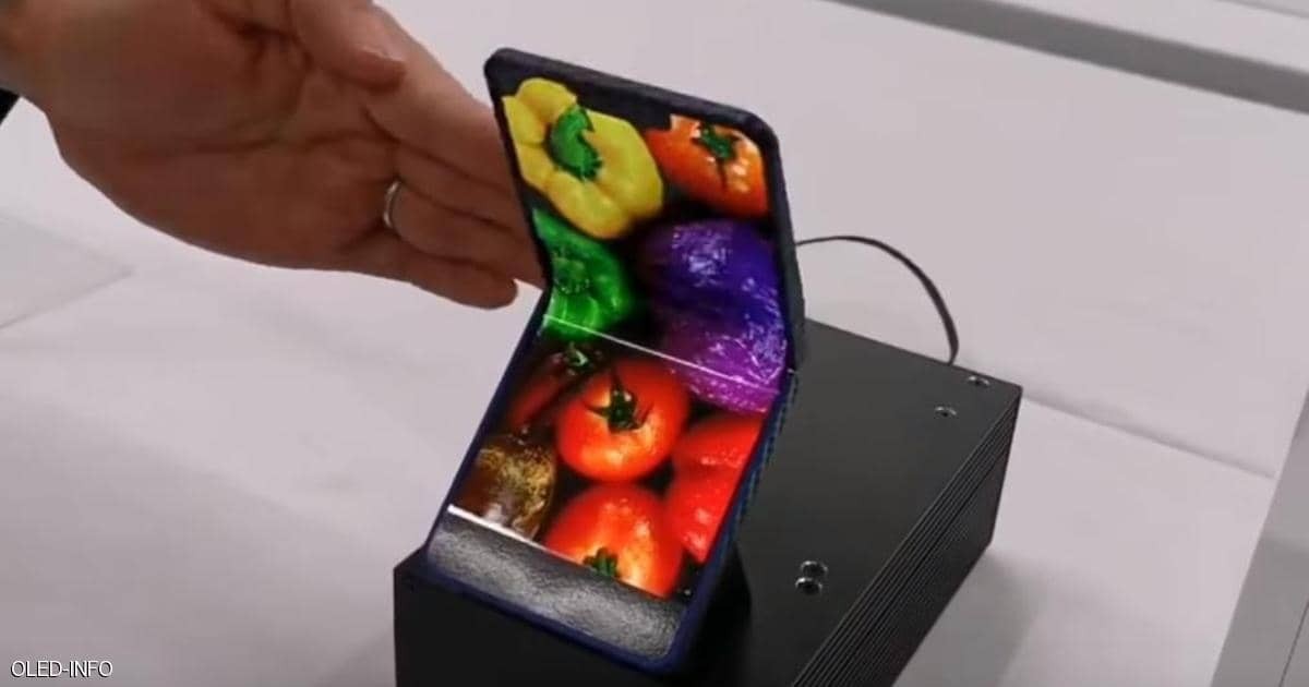 شاهد بالفيديو:"شارب" تهدد "سامسونغ" و"هواوي" بهاتف "غير مسبوق"