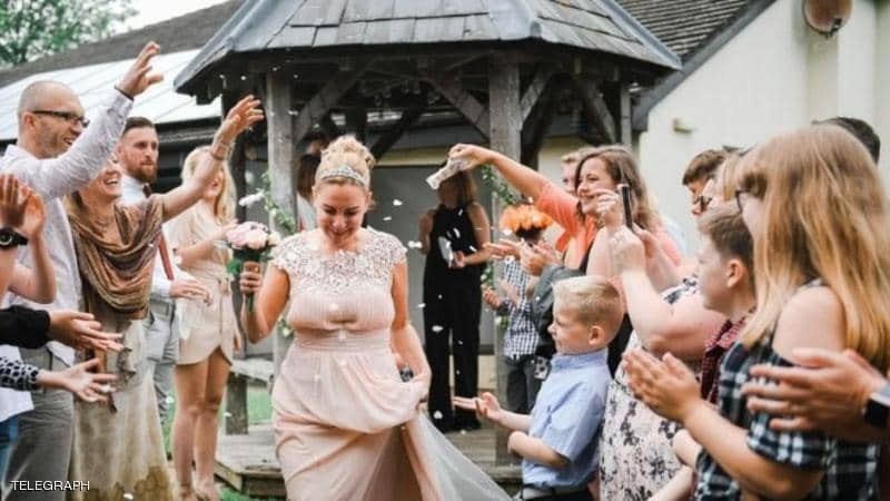 حب من طرف واحد .. عروس تزوجت نفسها