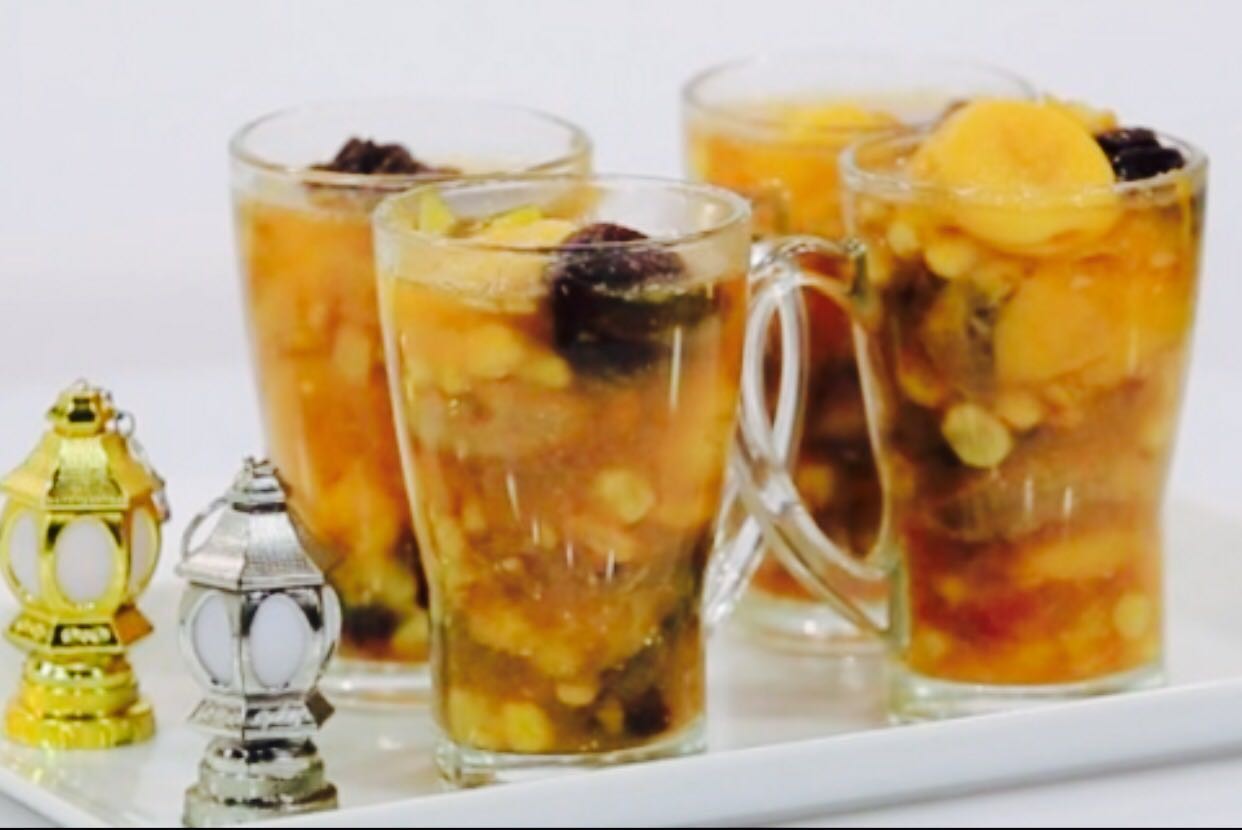 بالفيديو: مع اقترب شهر رمضان طريقة تحضير "مشروب الخشاف"  بالقمر الدين والتمر