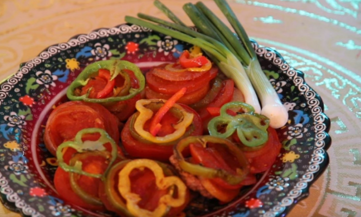 بالفيديو:  طريقة عمل "الكفتة بالصينية" على الطريقة السورية!