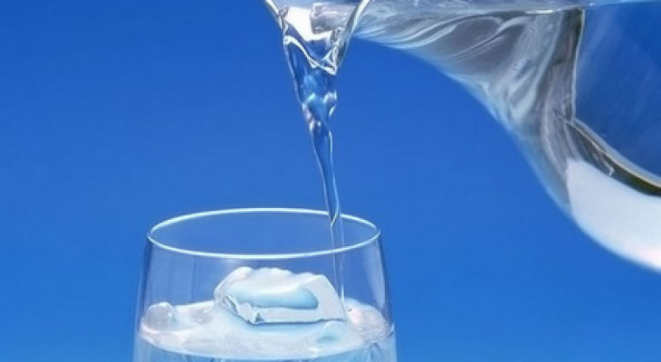 لماذا كان "الرسول" يشرب المياه على ثلاث رشفات