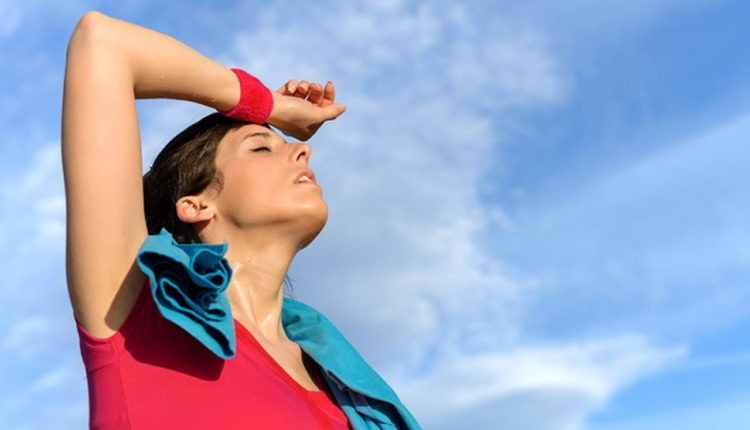 تعرفوا عليها: 5 أسباب لرائحة الجسم الكريهة