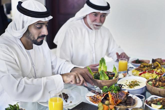 تعرفوا عليها: أطعمة ومشروبات حرمها الإسلام!!