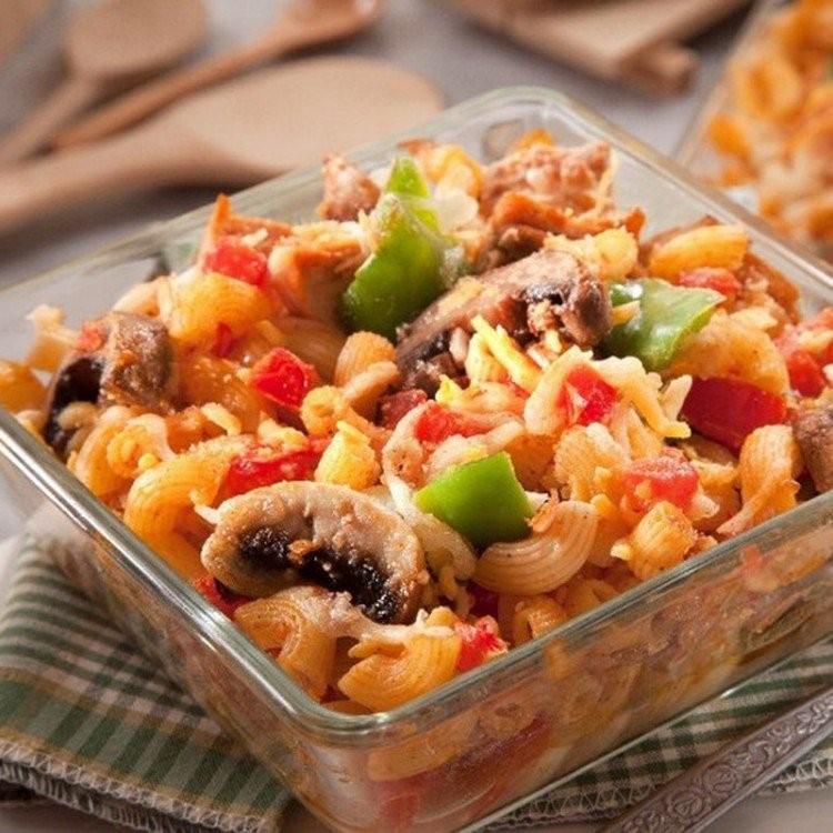 طريقة عمل طاجن "المعكرونة بالدجاج".. شهي ولذيذ