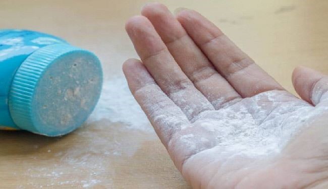 بالفيديو: بودرة التلك و"السرطان".. دراسة تكشف "القول الفصل"