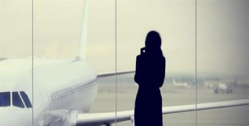 بالفيديو | ما حكم سفر "المرأة" للضرورة قبل انتهاء عدتها ؟