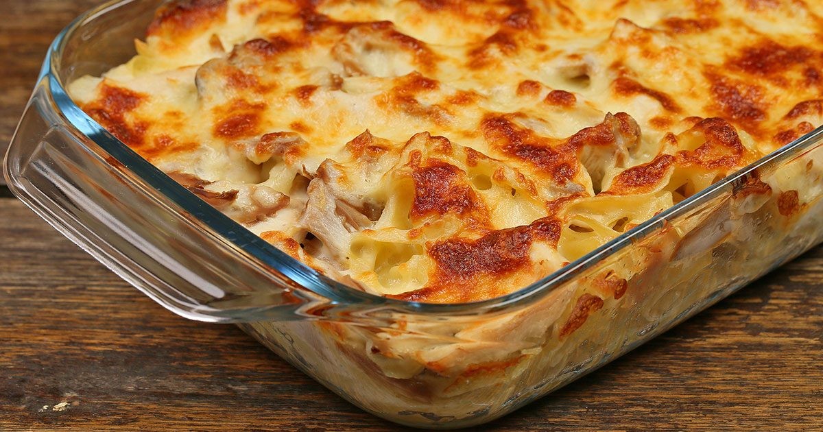 بالفيديو: طريقة عمل "معكرونة بشاميل" بالدجاج