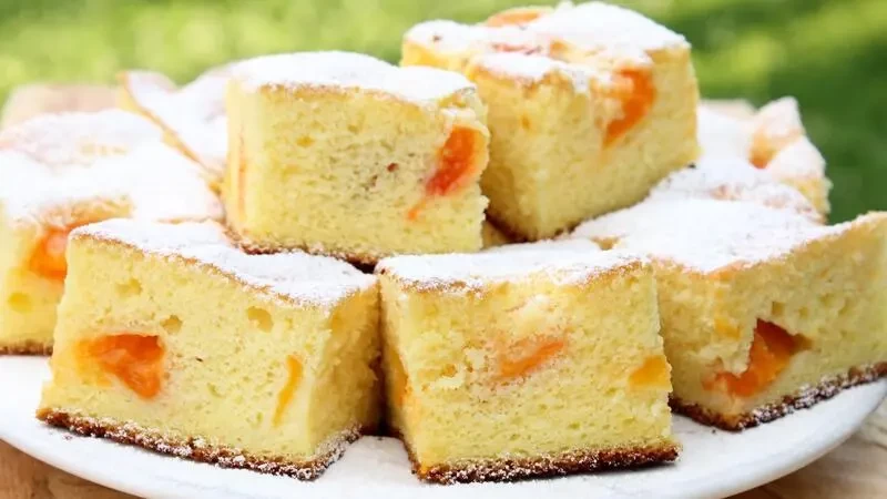 بالفيديو: طريقة تحضير كيكة صيفية بالمشمش