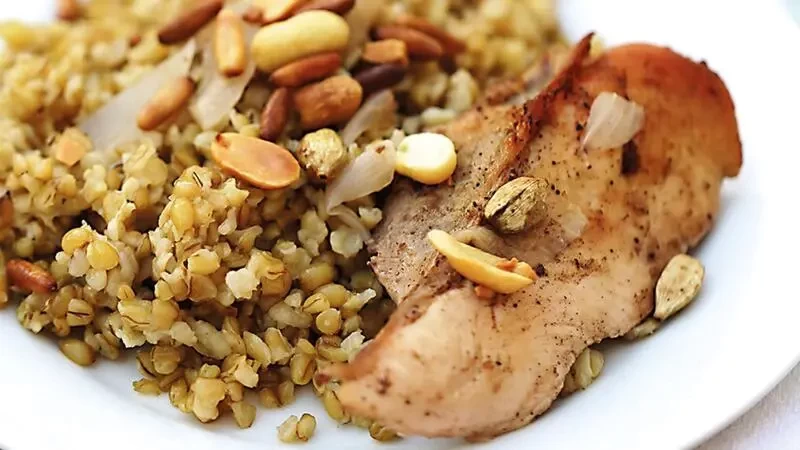 أسهل طريقة لعمل الفريكة بالدجاج