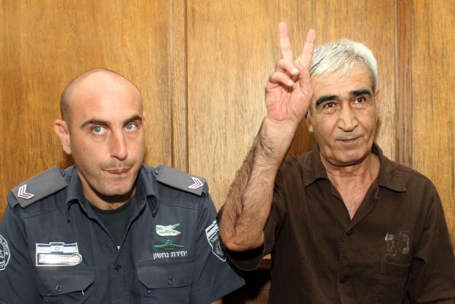 صمود أحمد سعدات لـ"خبر": الأسرى المضربون يُطالبون بهواء نقي وسماء بلا قضبان