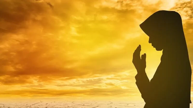 ما حكم صلاة الكسوف؟