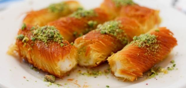 رولات كنافة بالقشطة