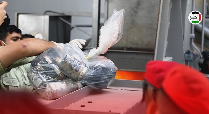 بالفيديو: القضاء العسكري بغزّة يُشرف على إحراق كميات كبيرة من المخدرات