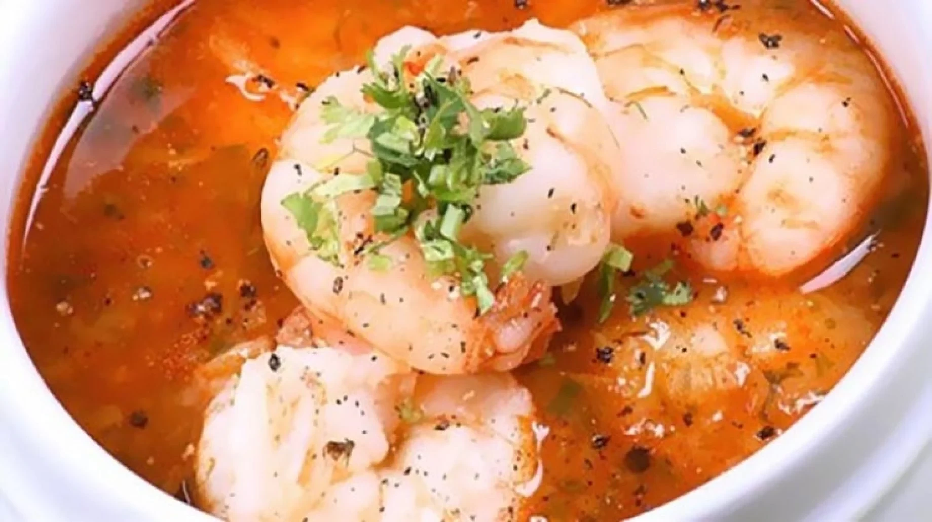 شوربة الطماطم بالجمبري