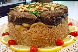 طريقة عمل المقلوبة باللحمة والخضار