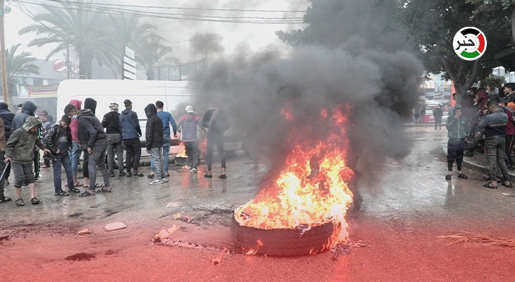 بالفيديو: احتجاجات شعبية واسعة في بيت لاهيا شمال قطاع غزّة رفضاً لقرار اقتطاع أراضي لصالح بلديات أخرى