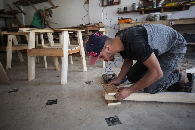 بعد منع تصدير الصناعات الخشبية من غزّة.. بسيسو لـ"خبر": خسائرنا الشهرية تبلغ 300 ألف دولار