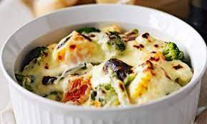 صينية خضار بالفرن بالجبن