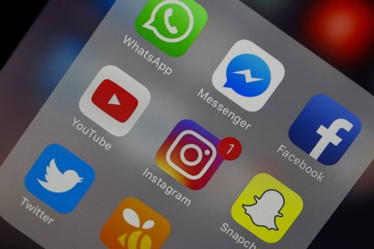 خلل يُصيب تطبيقات "فيسبوك" و"إنستغرام" و"واتس آب"