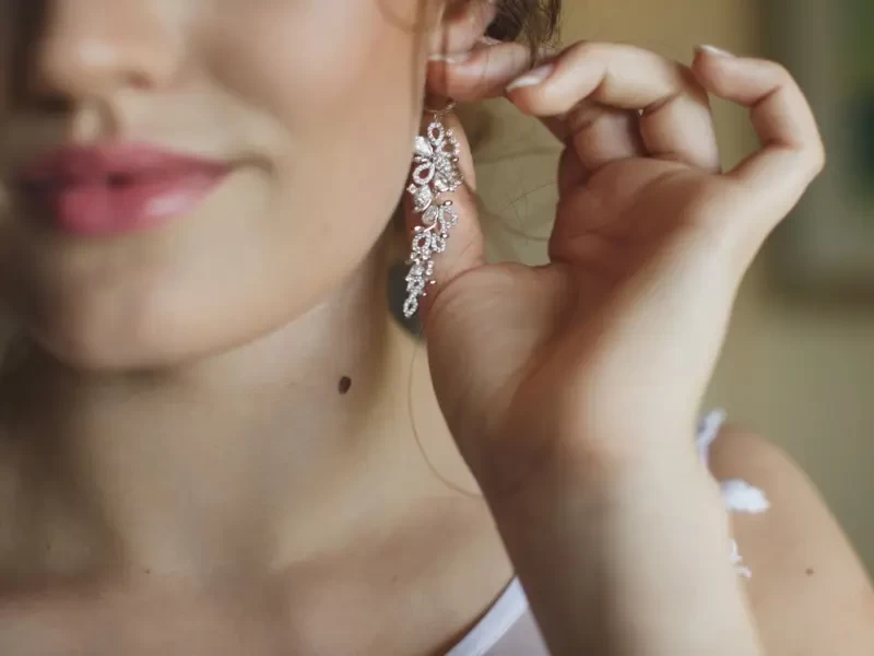 تفسير حلم الأقراط في المنام