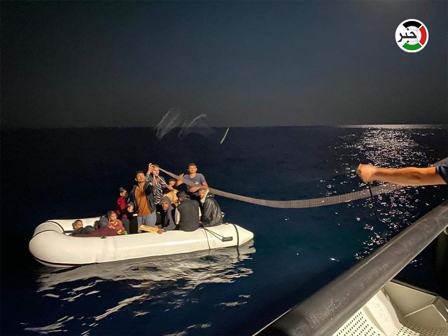 شاهد بالفيديو والصور: قصص مروية.. لاجئون هربوا من ديارهم للبحث عن "حياة"!