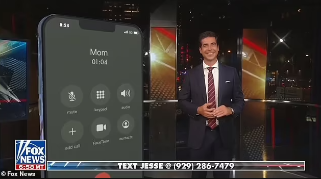 مذيع يتفاجأ بوالدته فى أولى حلقاته على الهواء