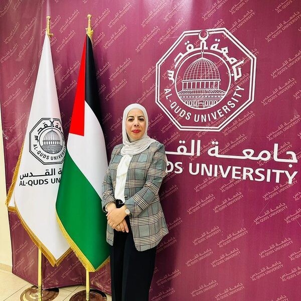 في استقبال عام دراسي جديد : نظرة للفجوة بين الأجيال