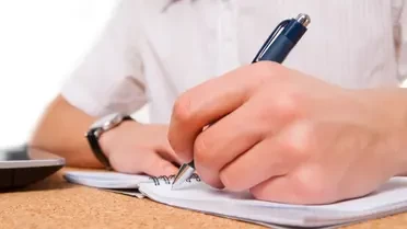 فى اليوم العالمى لأعسر اليد.... معلومات مثيرة قد لا تعرفها عن الشخص "الأشول"