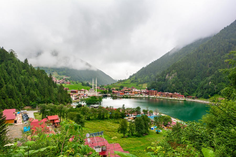 طرابزون وجهة تركية جاذبة للمسافرين من دول العالم كافة