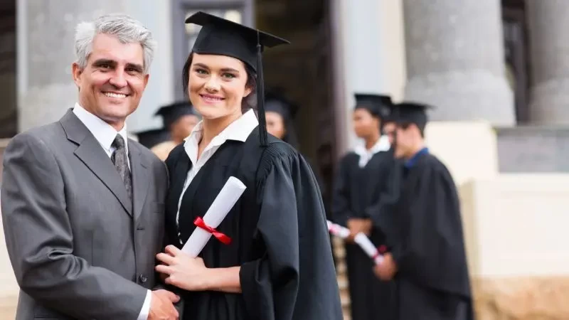 عبارات جميلة من الاب عن تخرج ابنته - تويتر