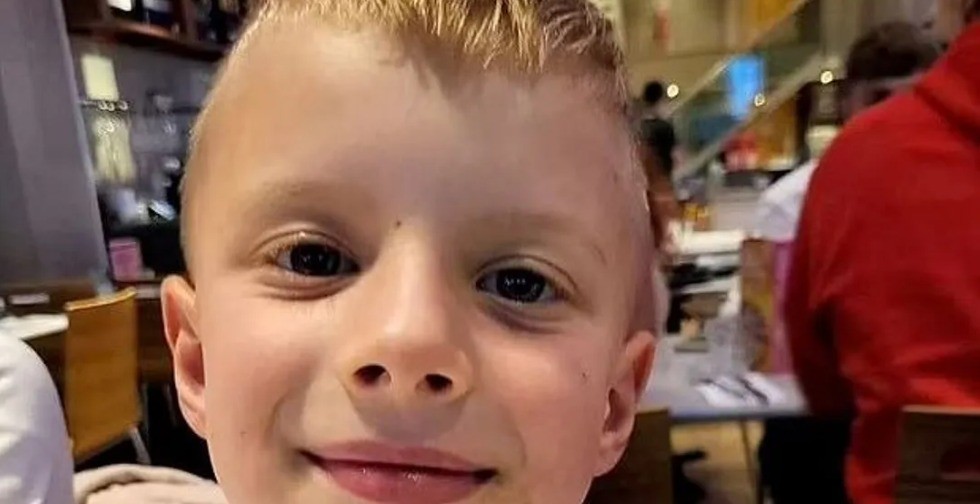 طفل صغير ينقذ حياة والدته المصابة بالربو