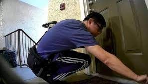 حيلة شريرة من طالب كيمياء للتخلص من إزعاج جيرانه