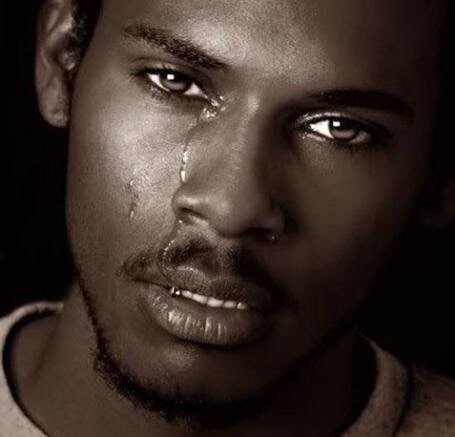 تفسير رؤية تغير لون البشرة إلى اللون الأسمر في المنام - لابن سرين