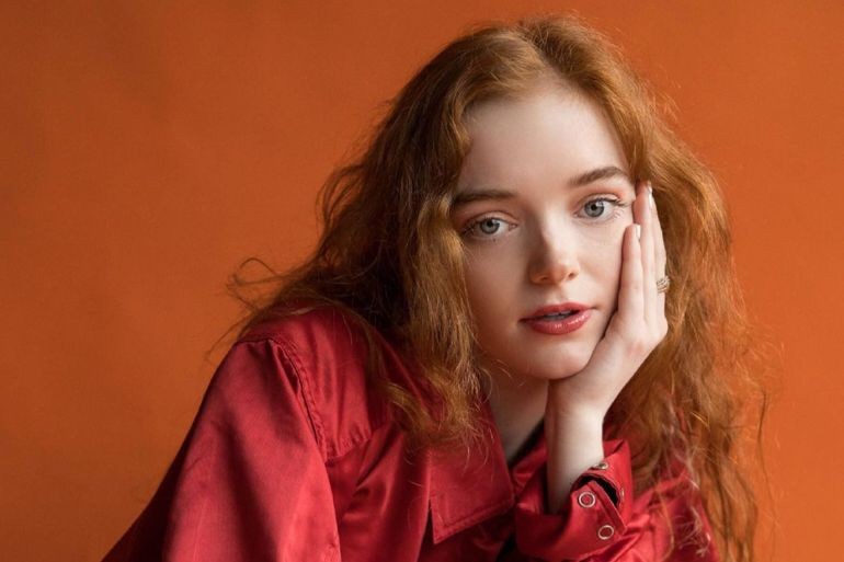 وفاة الفنانة البريطانية أورلا باكسنديل بسبب قطعة بسكويت