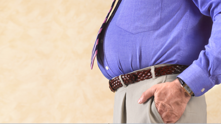 "كرش" الرجال يهدد بمرض مزمن منتصف العمر