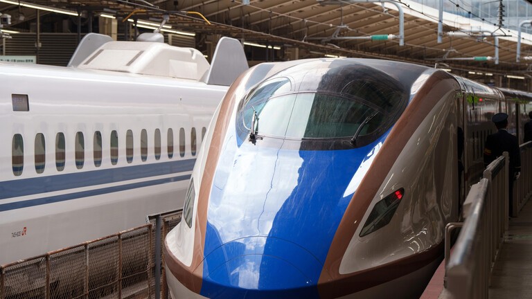 حريق ضخم يعطل حركة القطارات في طوكيو