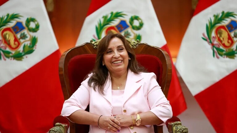 الشرطة تداهم منزل رئيسة بيرو بحثا عن ساعات "روليكس"