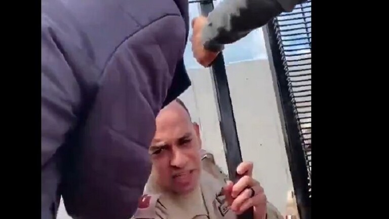 فيديو متداول لضابط بالجيش المصري يوجه رسالة لأهل فلسطين في عيد الفطر